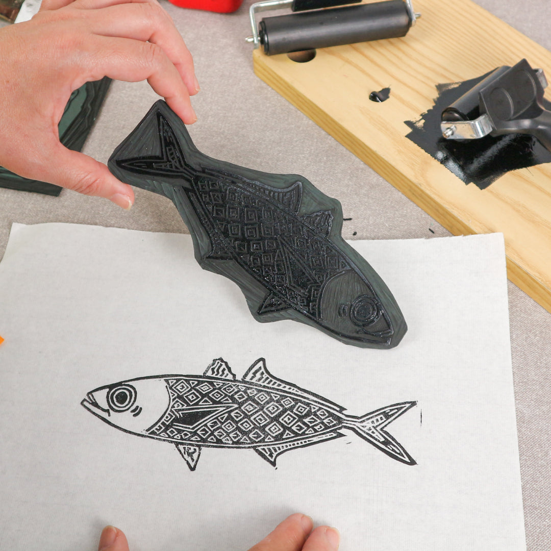 Leap-And-Linger-s-Product-Linocut-and-stamp-carving-workshop-in-Hanoi-10