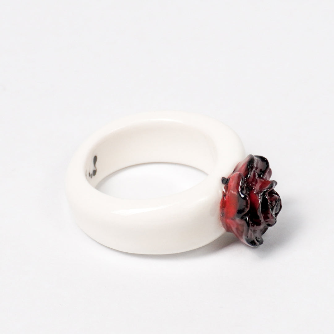 love-rosie-deep-love-ceramic-ring-clearance-ring-body-is-different-color-from-original-Leap-And-Linger-Product-Rings-by-Nomi-Bui-3rd-Angle