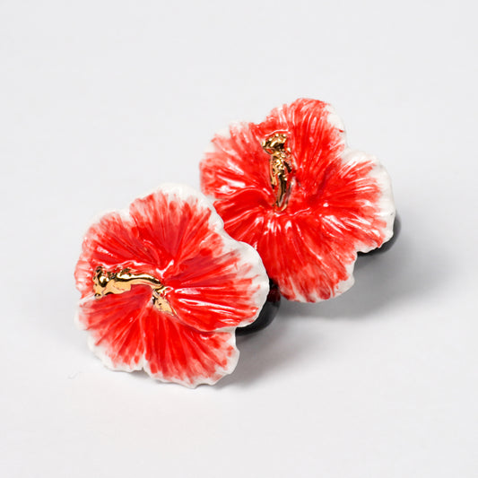 red-hibiscus-edition-with-24k-gold-ceramic-ring-Leap-And-Linger-Product-Rings-by-Nomi-Bui-With-Stand-1st-Angle