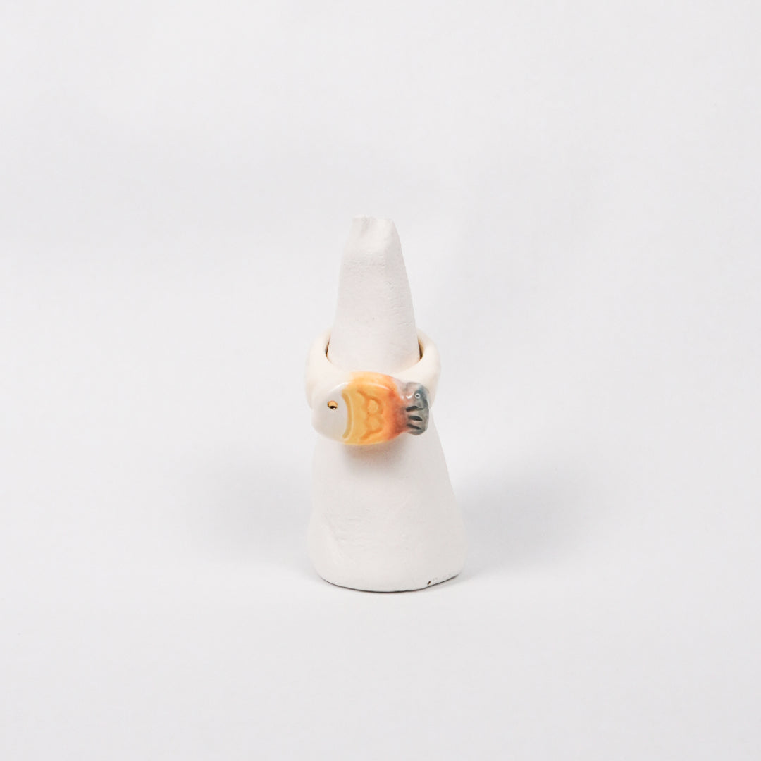 taiyaki-golden-spice-edition-with-24k-gold-ceramic-ring-Leap-And-Linger-Product-Rings-by-Nomi-Bui-With-Stand-1st-Angle