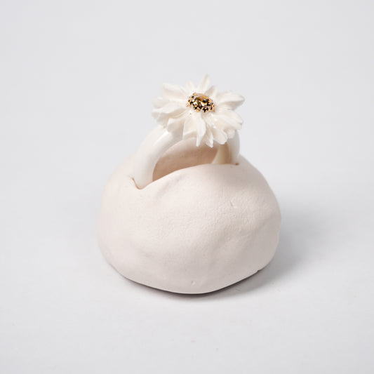 the-endless-flower-garden-blooming-daisy-edition-with-24k-gold-ceramic-ring-Leap-And-Linger-Product-Rings-by-Nomi-Bui-Collection-Optional