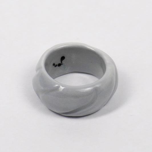 tires-tracing-gray-ceramic-ring-Leap-And-Linger-Product-Rings-by-Nomi-Bui-2nd-Angle