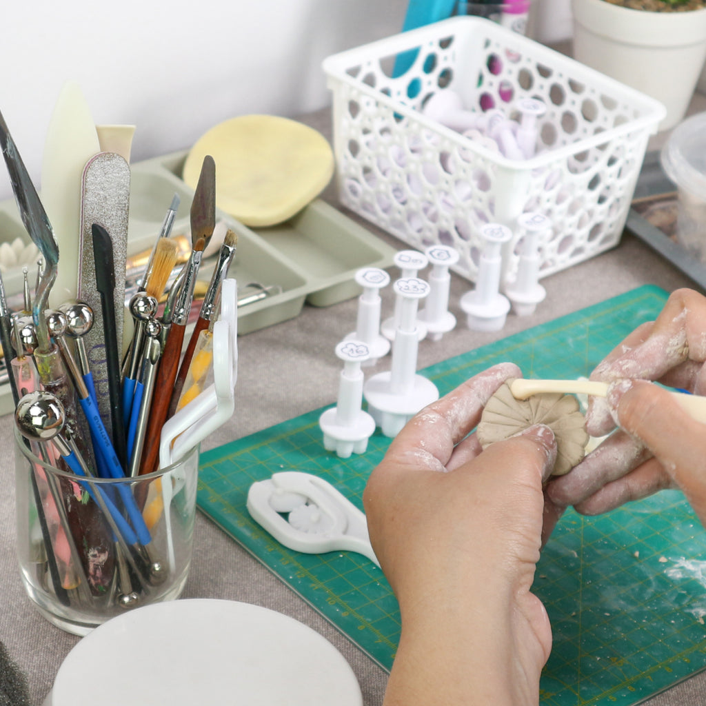Leap-And-Linger-s-Product-Handmade-ceramic-jewelry-workshop-in-Hanoi-14