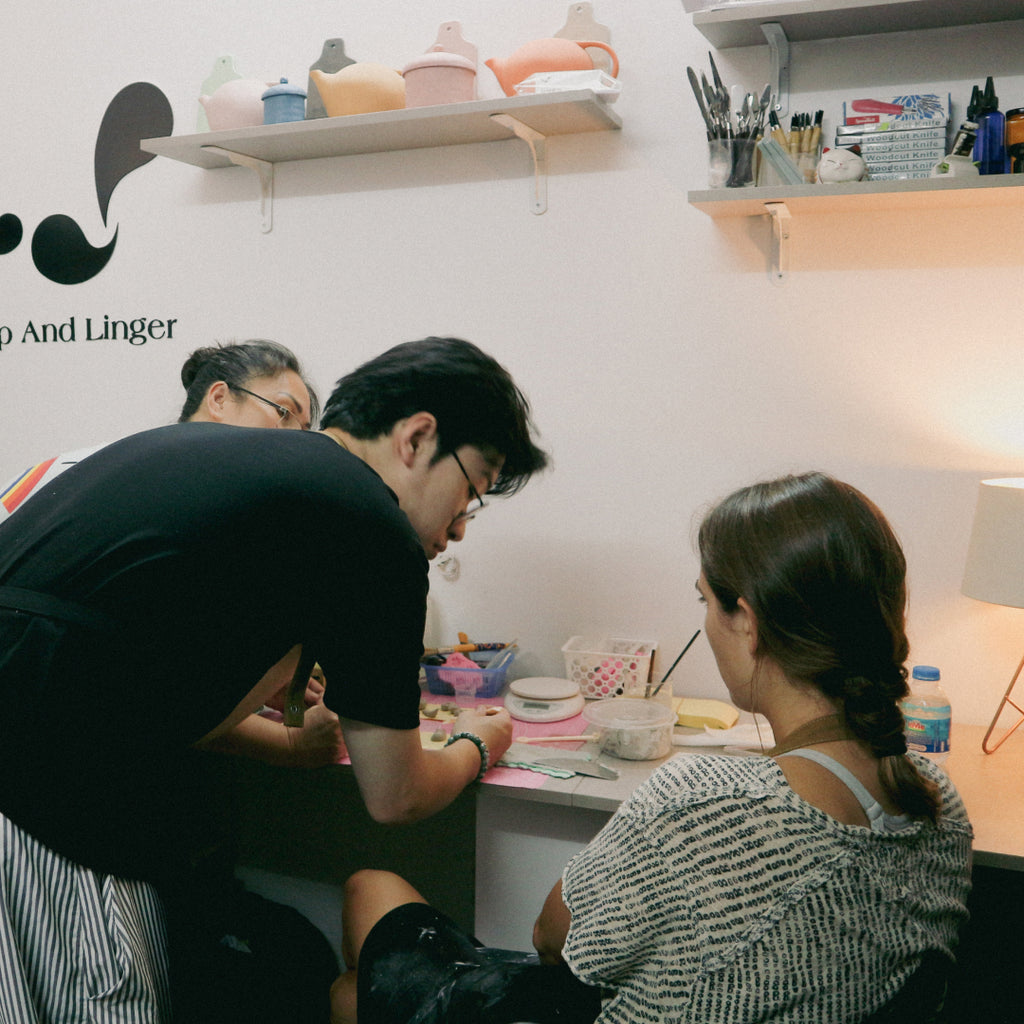 Leap-And-Linger-s-Product-Handmade-ceramic-jewelry-workshop-in-Hanoi-41