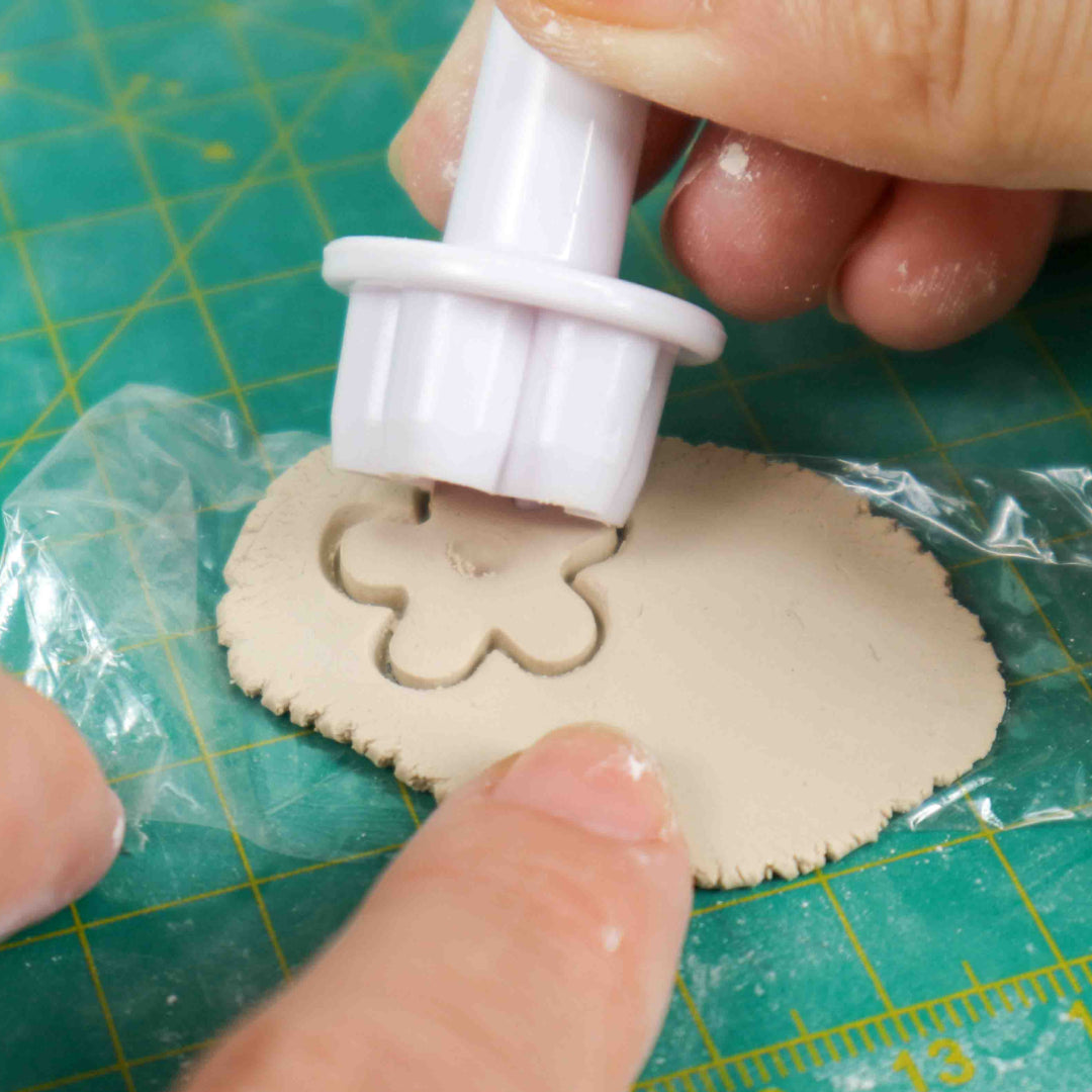 Leap-And-Linger-s-Product-Handmade-ceramic-jewelry-workshop-in-Hanoi-7