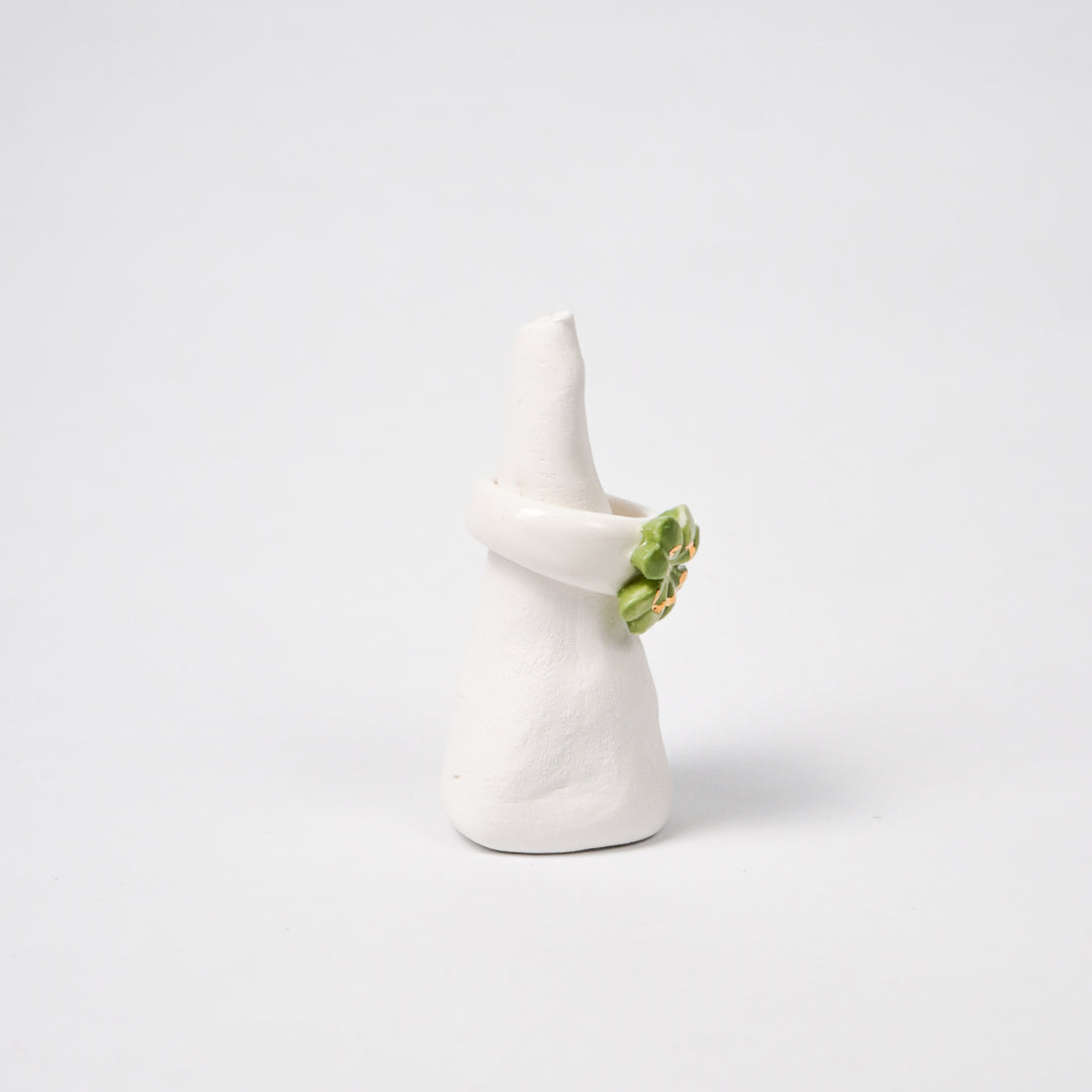 four-leaf-faith-edition-with-24k-gold-ceramic-ring-Leap-And-Linger-Product-Rings-by-Nomi-Bui-With-Stand-2nd-Angle