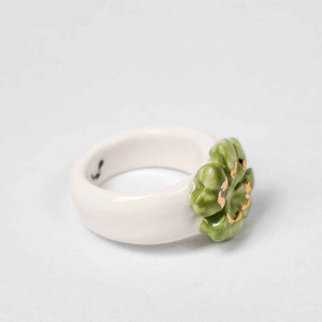 four-leaf-faith-edition-with-24k-gold-porcelain-ring-Leap-And-Linger-Product-Rings-by-Nomi-Bui-3rd-Angle