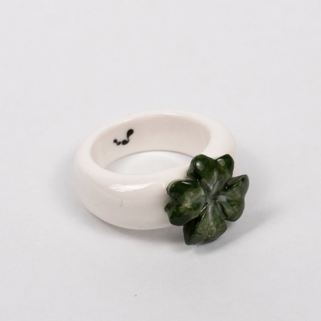 four-leaf-hope-ceramic-ring-Leap-And-Linger-Product-Rings-by-Nomi-Bui-2nd-Angle