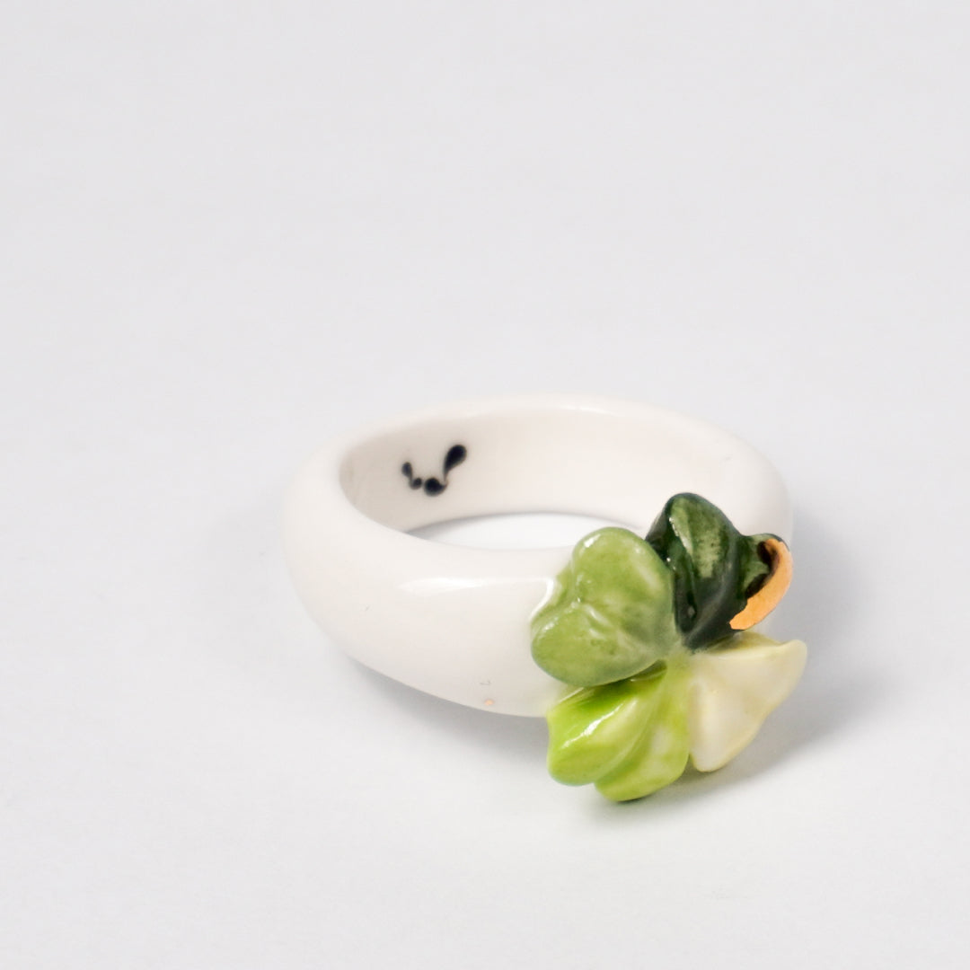 four-leaf-luck-edition-with-24k-gold-ceramic-ring-Leap-And-Linger-Product-Rings-by-Nomi-Bui-2nd-Angle