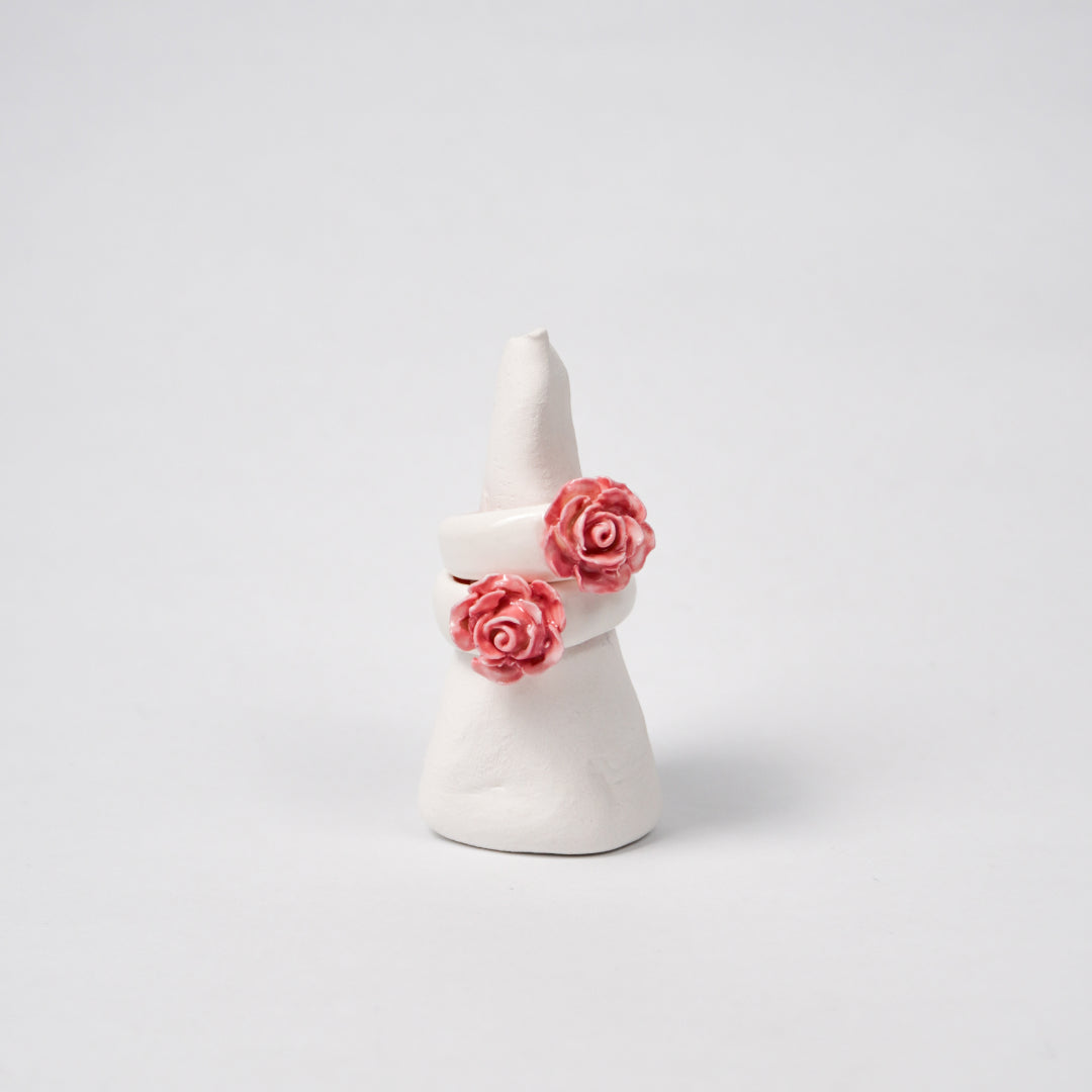 love-rosie-first-love-ceramic-ring-Leap-And-Linger-Product-Rings-by-Nomi-Bui-With-Hand-1st-Angle