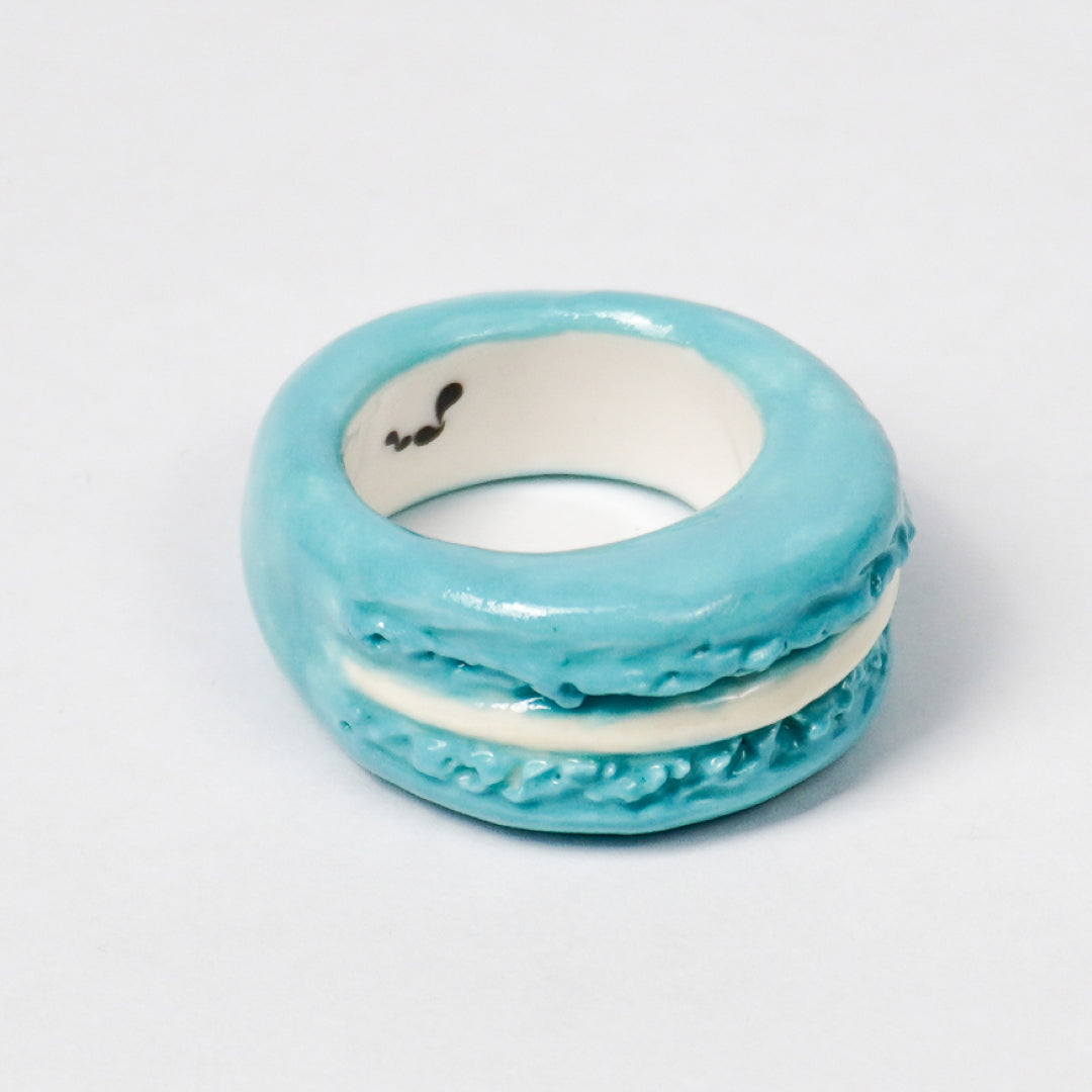 macaroon-cotton-candy-ceramic-ring-Leap-And-Linger-Product-Rings-by-Nomi-Bui-2nd-Angle