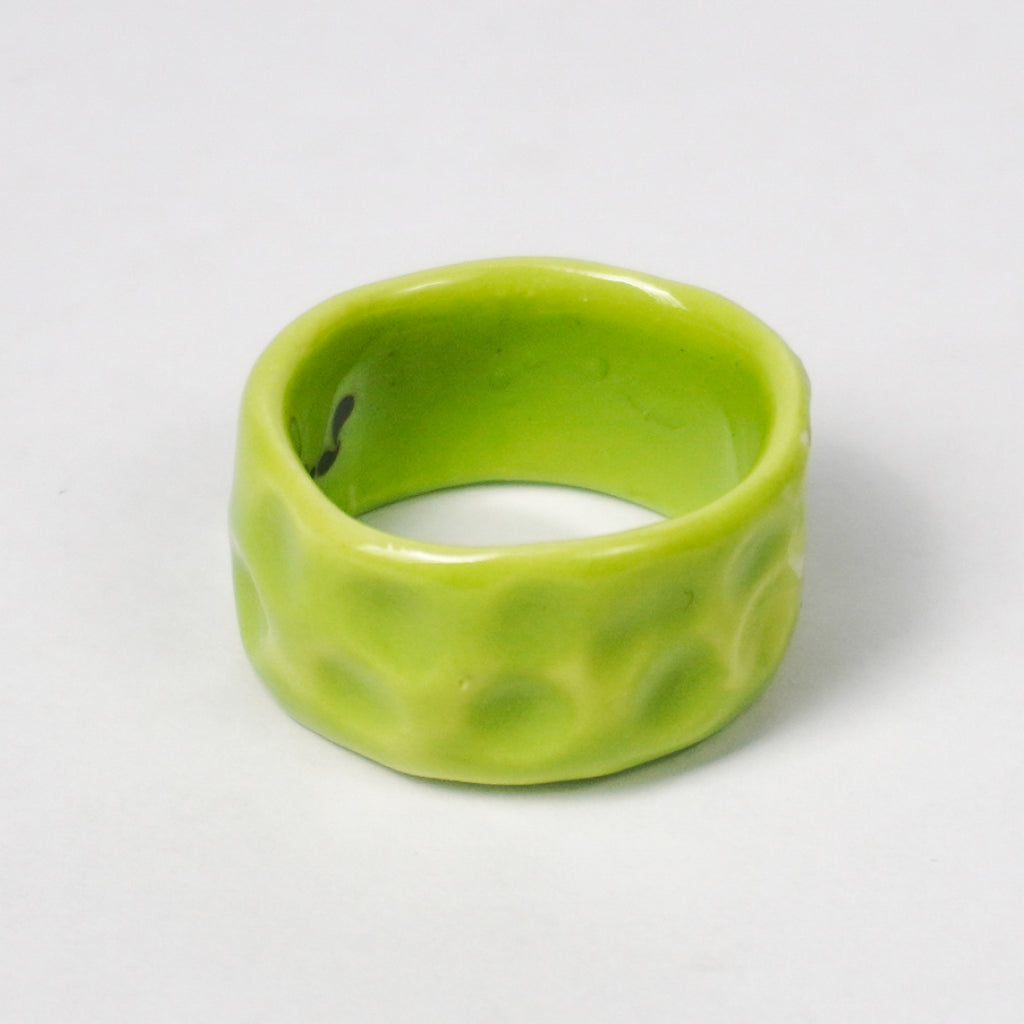 milky-way-green-pea-galaxie-ceramic-ring-Leap-And-Linger-Product-Rings-by-Nomi-Bui-3rd-Angle