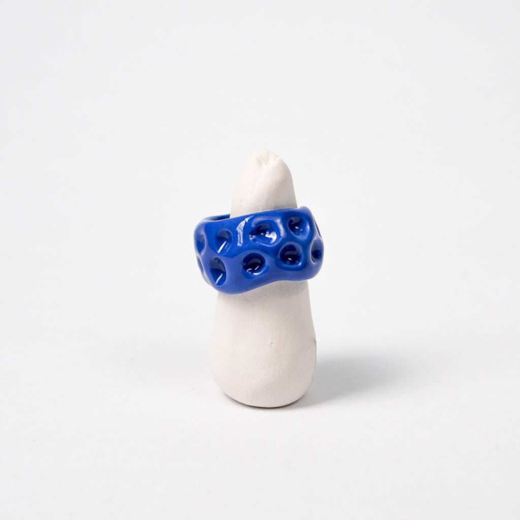 milky-way-rigel-ceramic-ring-Leap-And-Linger-Product-Rings-by-Nomi-Bui-With-Stand-2nd-Angle