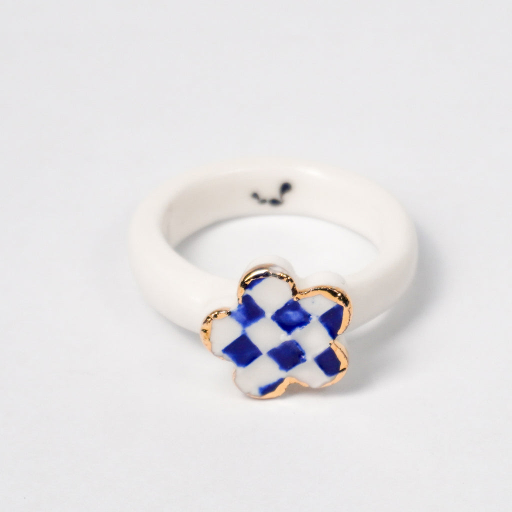 queen-s-gambit-legal-edition-with-24k-gold-ceramic-ring-Leap-And-Linger-Product-Rings-by-Nomi-Bui-1st-Angle