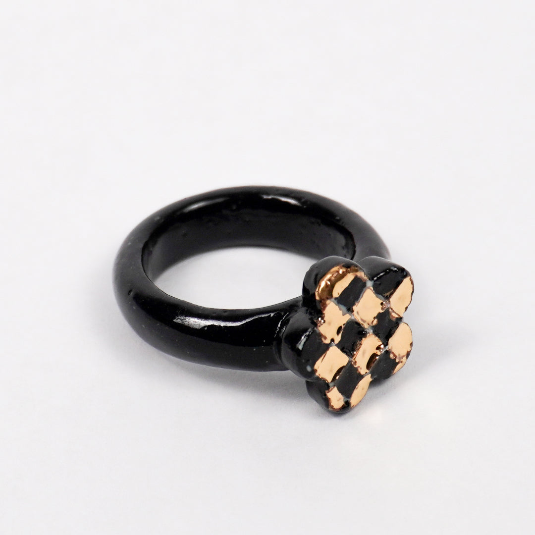 queen-s-gambit-sicilia-edition-with-24k-gold-ceramic-ring-Leap-And-Linger-Product-Rings-by-Nomi-Bui-2nd-Angle