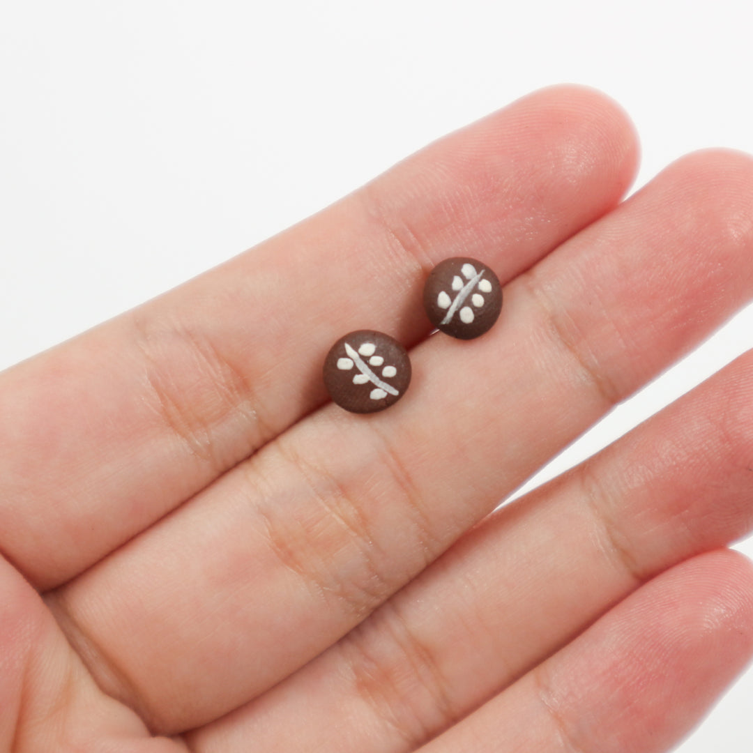russet-bong-ceramic-stud-earrings-product-leap-and-linger-by-nhichancanh-190925-5