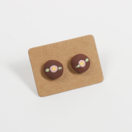 russet-rose-ceramic-stud-earrings-product-leap-and-linger-by-nhichancanh-190925-1