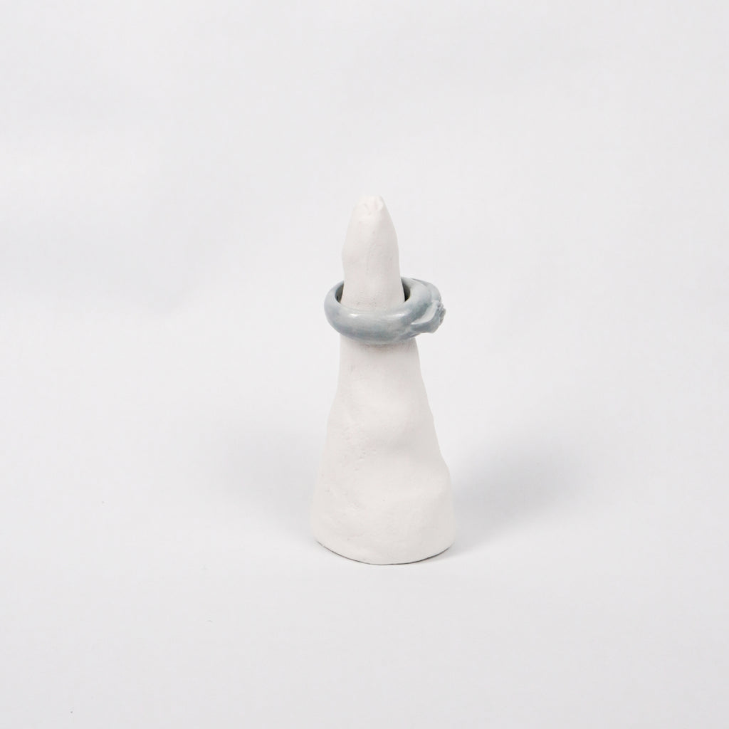 soothing-soul-amour-simple-ceramic-ring-Leap-And-Linger-Product-Rings-by-Nomi-Bui-With-Stand-2nd-Angle