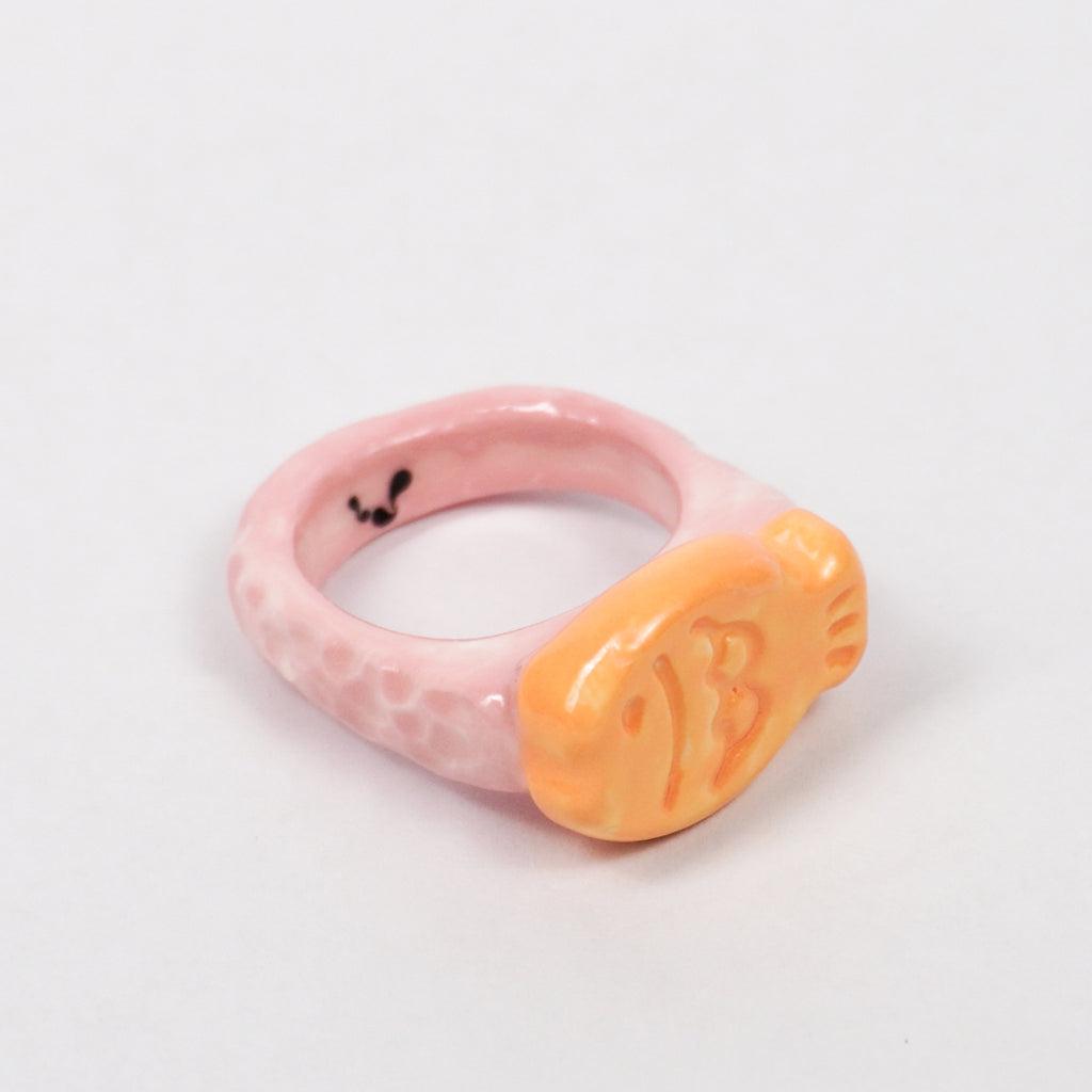 taiyaki-pink-marshmallow-ceramic-ring-Leap-And-Linger-Product-Rings-by-Nomi-Bui-2nd-Angle
