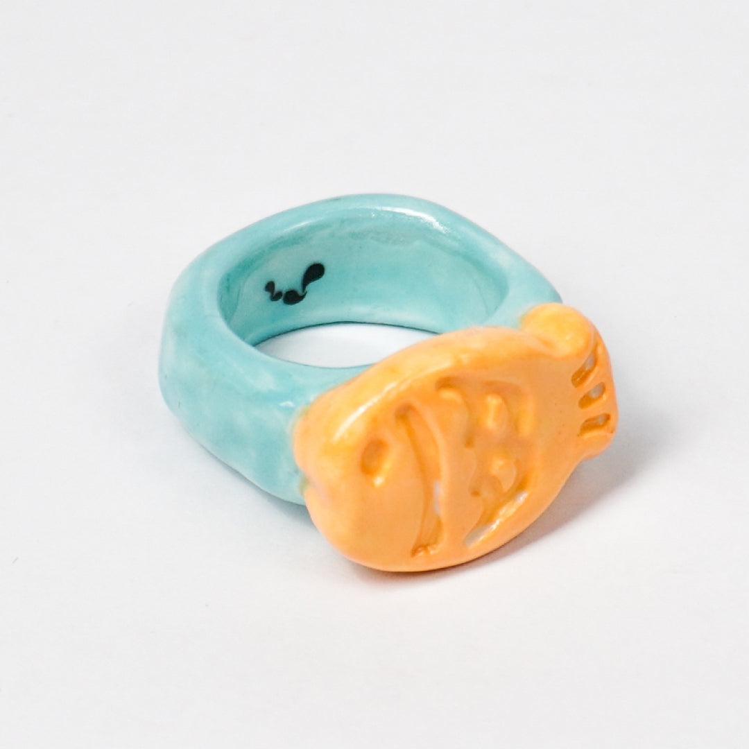 taiyaki-scuba-blue-ceramic-ring-Leap-And-Linger-Product-Rings-by-Nomi-Bui-2nd-Angle