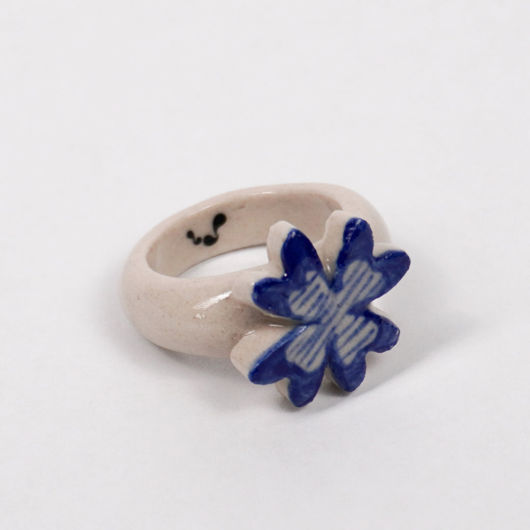 terra-vitae-aequor-ceramic-ring-Leap-And-Linger-Product-Rings-by-Nomi-Bui-2nd-Angle