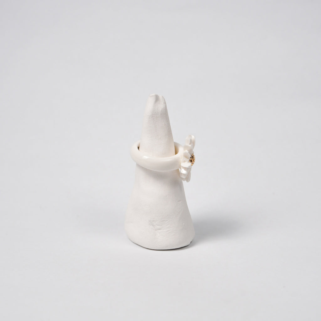 the-endless-flower-garden-blooming-daisy-edition-with-24k-gold-ceramic-ring-Leap-And-Linger-Product-Rings-by-Nomi-Bui-With-Stand-2nd-Angle