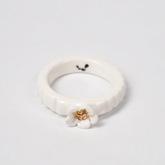 the-endless-flower-garden-delicat-edition-with-24k-old-ceramic-ring-Leap-And-Linger-Product-Rings-by-Nomi-Bui-1st-Angle