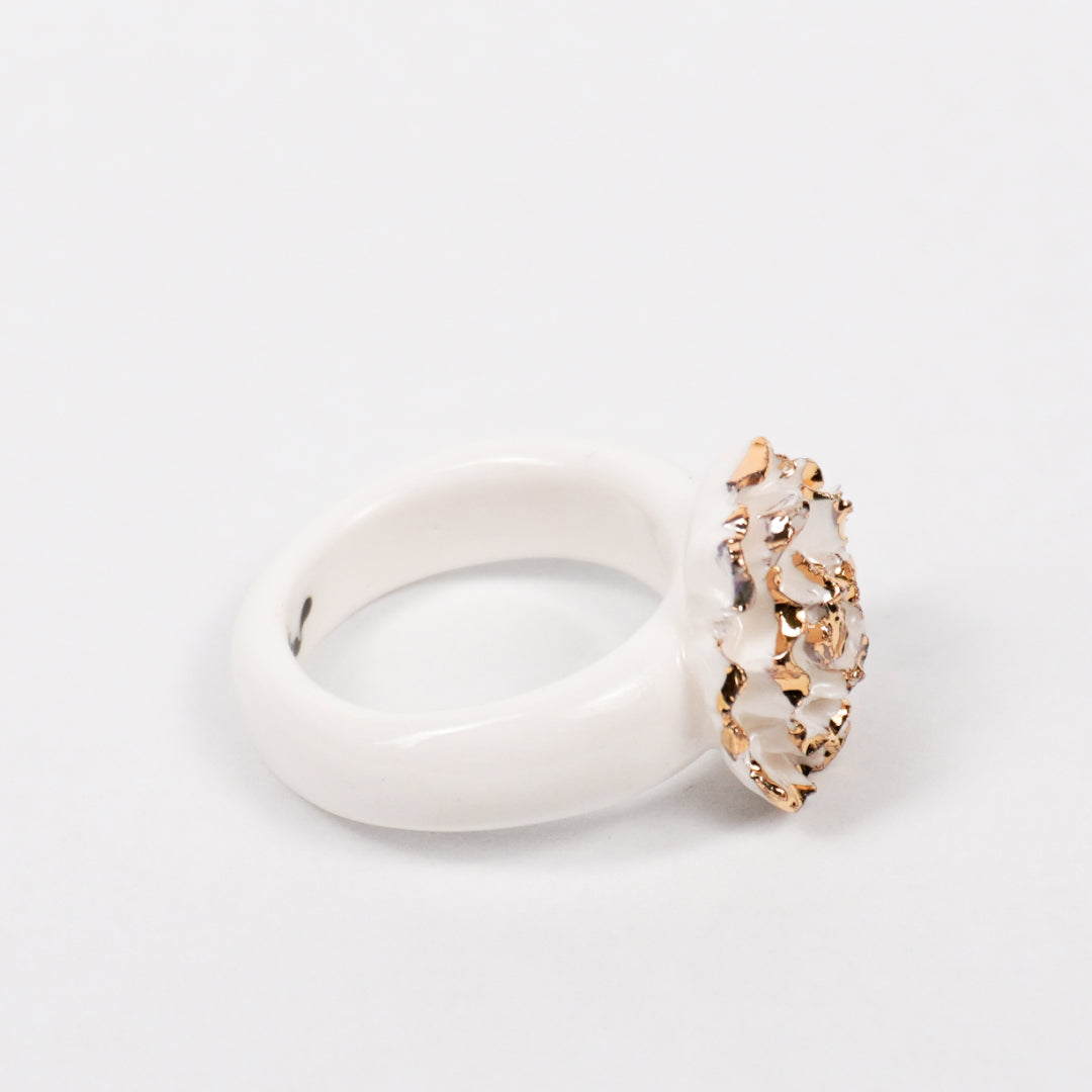 the-endless-flower-garden-mariee-blanche-edition-with-24k-gold-ceramic-ring-Leap-And-Linger-Product-Rings-by-Nomi-Bui-3rd-Angle