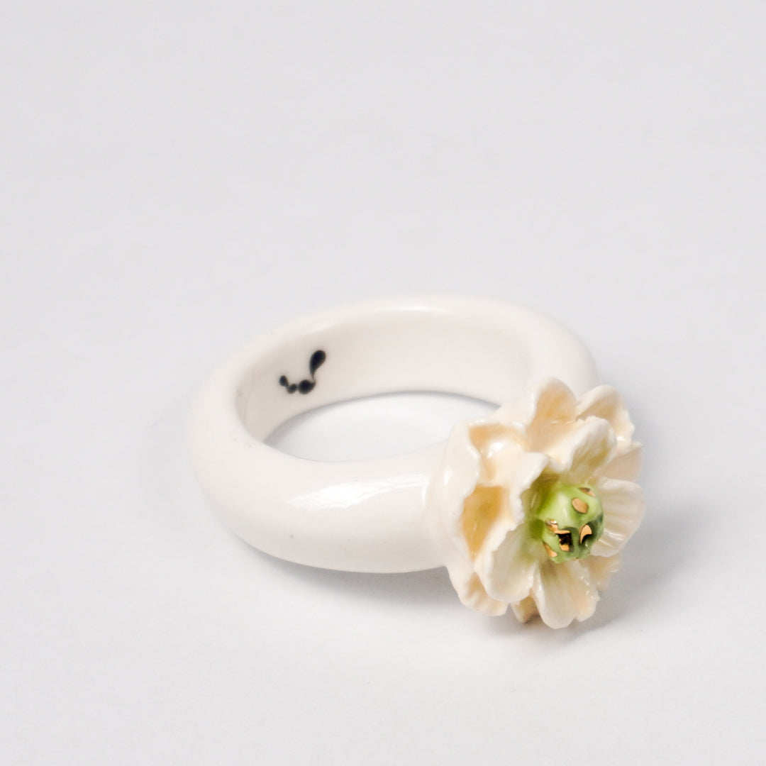 the-endless-flower-garden-piety-edition-with-24k-gold-ceramic-ring-Leap-And-Linger-Product-Rings-by-Nomi-Bui-2nd-Angle