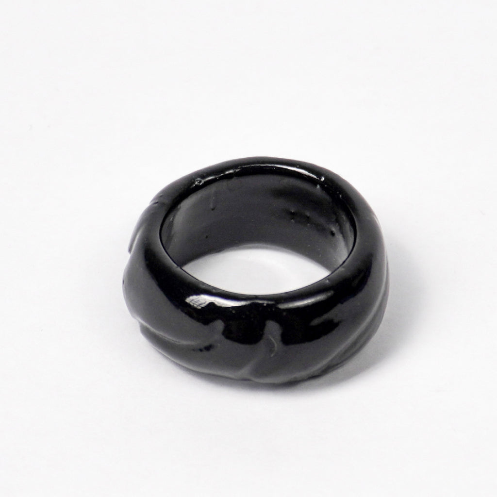 tires-black-night-ceramic-ring-Leap-And-Linger-Product-Rings-by-Nomi-Bui-2nd-Angle
